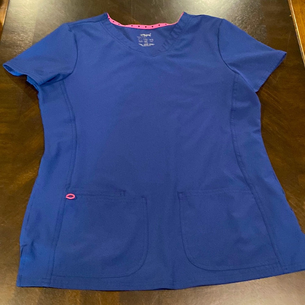 Wonderwink 3 pocket scrub top - Navy